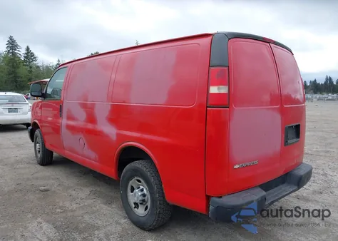 2008 Chevrolet Express Work Van z USA, uszkodzony, nr VIN 1GCHG35KX81226174